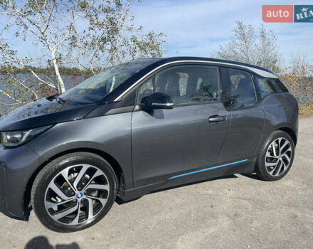 Серый БМВ И3, объемом двигателя 0 л и пробегом 81 тыс. км за 18500 $, фото 2 на Automoto.ua