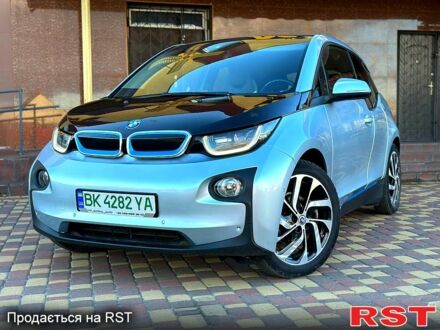БМВ И3 2014 в Дубровице на Automoto.ua Серый БМВ И3, объемом двигателя 0 л и пробегом 141 тыс. км за 8900 $, фото 1 на Automoto.ua