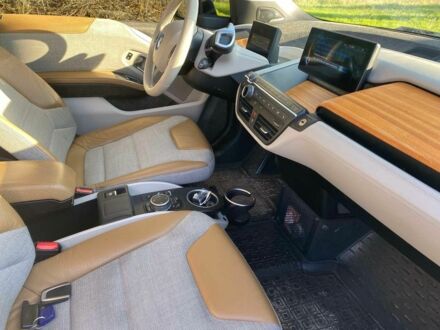 БМВ И3 2015 в Полтаве на Automoto.ua Серый БМВ И3, объемом двигателя 0 л и пробегом 85 тыс. км за 10500 $, фото 1 на Automoto.ua