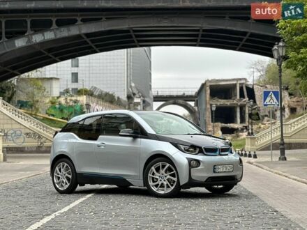 Серый БМВ И3, объемом двигателя 0 л и пробегом 72 тыс. км за 9500 $, фото 1 на Automoto.ua