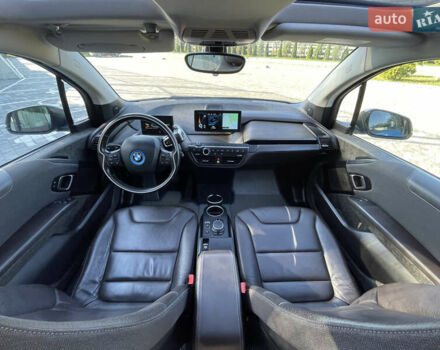 БМВ И3 2017 в Львове на Automoto.ua Синий БМВ И3, объемом двигателя 0 л и пробегом 140 тыс. км за 12490 $, фото 33 на Automoto.ua