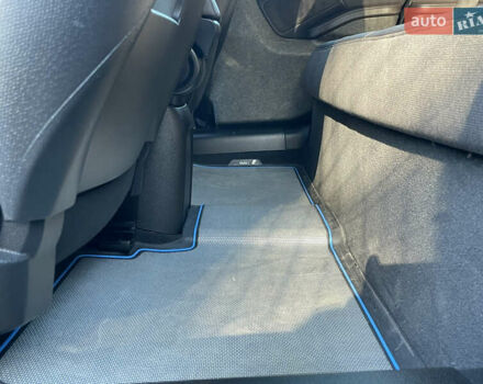 БМВ И3 2017 в Львове на Automoto.ua Синий БМВ И3, объемом двигателя 0 л и пробегом 140 тыс. км за 12490 $, фото 43 на Automoto.ua