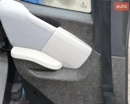 Синий БМВ И3, объемом двигателя 0 л и пробегом 118 тыс. км за 11250 $, фото 16 на Automoto.ua