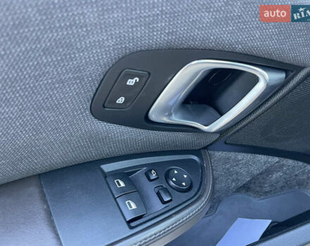 БМВ И3 2017 в Львове на Automoto.ua Синий БМВ И3, объемом двигателя 0 л и пробегом 140 тыс. км за 12490 $, фото 31 на Automoto.ua