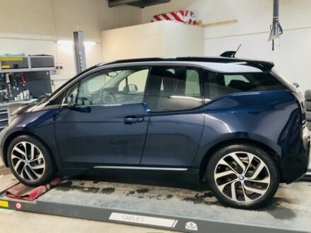 БМВ И3 2019 в Переяславе-Хмельницком на Automoto.ua Синий БМВ И3, объемом двигателя 0 л и пробегом 77 тыс. км за 18000 $, фото 1 на Automoto.ua