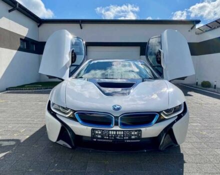 Білий БМВ І8, об'ємом двигуна 1.5 л та пробігом 62 тис. км за 45000 $, фото 1 на Automoto.ua