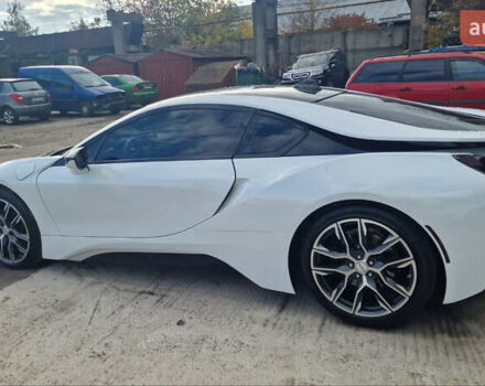 Белый БМВ И8, объемом двигателя 1.5 л и пробегом 110 тыс. км за 59900 $, фото 1 на Automoto.ua