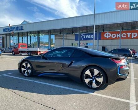 Черный БМВ И8, объемом двигателя 1.5 л и пробегом 37 тыс. км за 69000 $, фото 9 на Automoto.ua