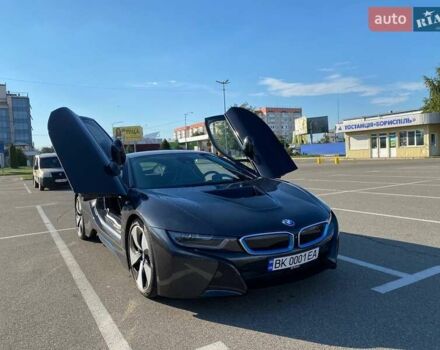 Черный БМВ И8, объемом двигателя 1.5 л и пробегом 37 тыс. км за 69000 $, фото 1 на Automoto.ua