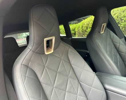 Чорний БМВ І8, об'ємом двигуна 0 л та пробігом 42 тис. км за 49999 $, фото 3 на Automoto.ua