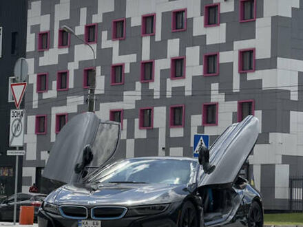 Чорний БМВ І8, об'ємом двигуна 1.5 л та пробігом 76 тис. км за 66000 $, фото 1 на Automoto.ua