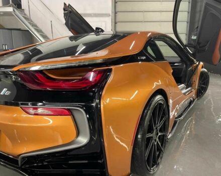 Желтый БМВ И8, объемом двигателя 1.5 л и пробегом 35 тыс. км за 50000 $, фото 2 на Automoto.ua