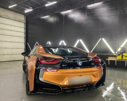 Желтый БМВ И8, объемом двигателя 1.5 л и пробегом 35 тыс. км за 50000 $, фото 5 на Automoto.ua