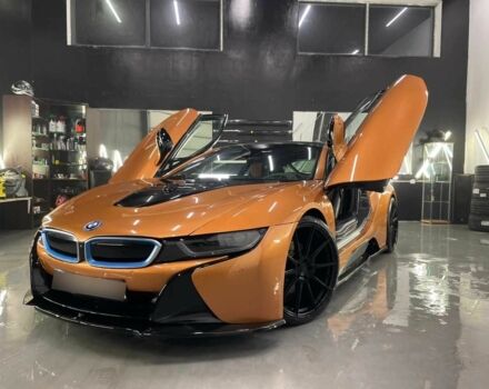 Желтый БМВ И8, объемом двигателя 1.5 л и пробегом 35 тыс. км за 50000 $, фото 1 на Automoto.ua