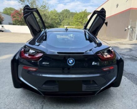 Серый БМВ И8, объемом двигателя 0 л и пробегом 48 тыс. км за 29000 $, фото 3 на Automoto.ua