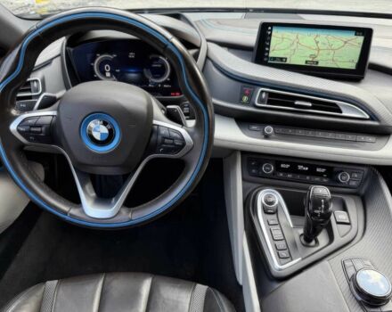 Серый БМВ И8, объемом двигателя 0 л и пробегом 48 тыс. км за 29000 $, фото 4 на Automoto.ua