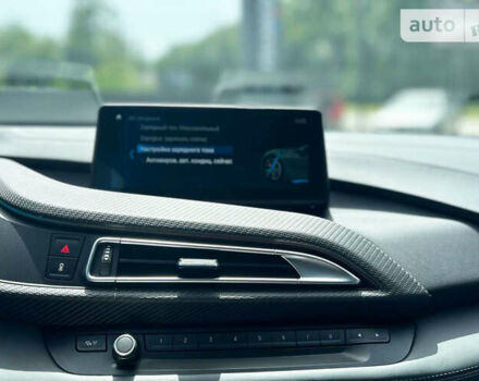 Синій БМВ І8, об'ємом двигуна 1.5 л та пробігом 41 тис. км за 71700 $, фото 12 на Automoto.ua