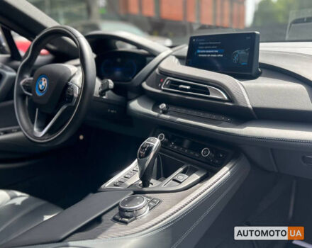 Синий БМВ И8, объемом двигателя 1.5 л и пробегом 41 тыс. км за 74000 $, фото 14 на Automoto.ua