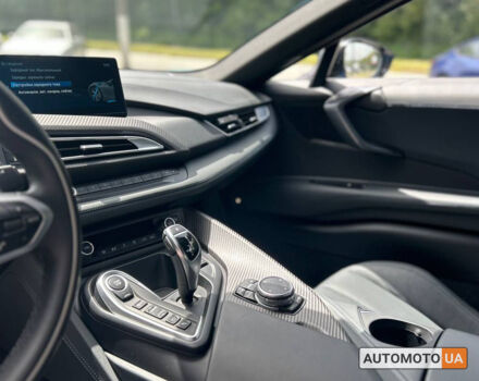 Синий БМВ И8, объемом двигателя 1.5 л и пробегом 41 тыс. км за 74000 $, фото 9 на Automoto.ua