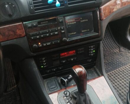 Синий БМВ M1, объемом двигателя 2.5 л и пробегом 450 тыс. км за 3700 $, фото 7 на Automoto.ua