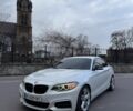 Белый БМВ M2, объемом двигателя 2 л и пробегом 125 тыс. км за 15499 $, фото 1 на Automoto.ua