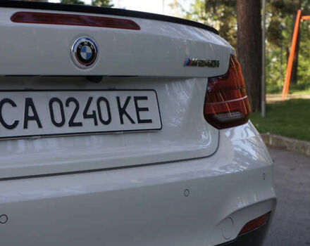 Белый БМВ M2, объемом двигателя 3 л и пробегом 60 тыс. км за 28500 $, фото 3 на Automoto.ua
