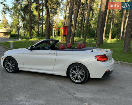 Белый БМВ M2, объемом двигателя 3 л и пробегом 60 тыс. км за 28500 $, фото 10 на Automoto.ua