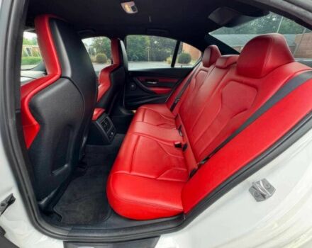 Білий БМВ М3, об'ємом двигуна 3 л та пробігом 63 тис. км за 13000 $, фото 10 на Automoto.ua
