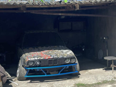 Чорний БМВ М3, об'ємом двигуна 3.5 л та пробігом 100 тис. км за 4000 $, фото 1 на Automoto.ua