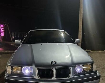 Серый БМВ М3, объемом двигателя 2.5 л и пробегом 300 тыс. км за 2750 $, фото 1 на Automoto.ua
