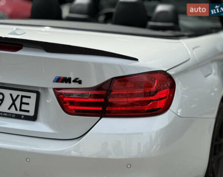 Білий БМВ M4, об'ємом двигуна 2.98 л та пробігом 84 тис. км за 30800 $, фото 22 на Automoto.ua