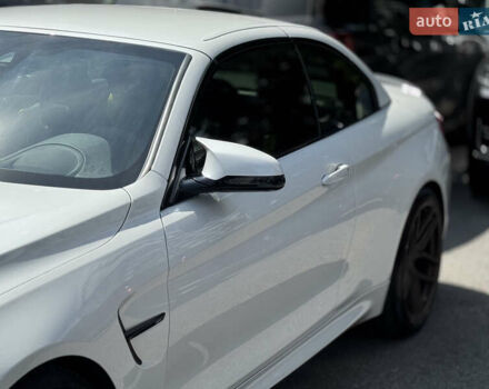 Білий БМВ M4, об'ємом двигуна 2.98 л та пробігом 84 тис. км за 30800 $, фото 11 на Automoto.ua