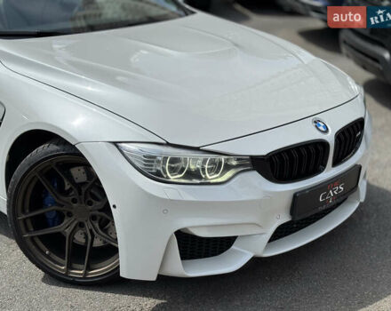 Білий БМВ M4, об'ємом двигуна 2.98 л та пробігом 84 тис. км за 30800 $, фото 8 на Automoto.ua