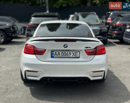 Білий БМВ M4, об'ємом двигуна 2.98 л та пробігом 84 тис. км за 30800 $, фото 12 на Automoto.ua