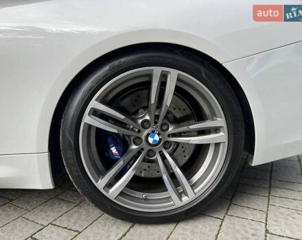 Белый БМВ M4, объемом двигателя 2.98 л и пробегом 147 тыс. км за 29900 $, фото 10 на Automoto.ua