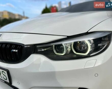 Белый БМВ M4, объемом двигателя 2.98 л и пробегом 147 тыс. км за 29900 $, фото 13 на Automoto.ua
