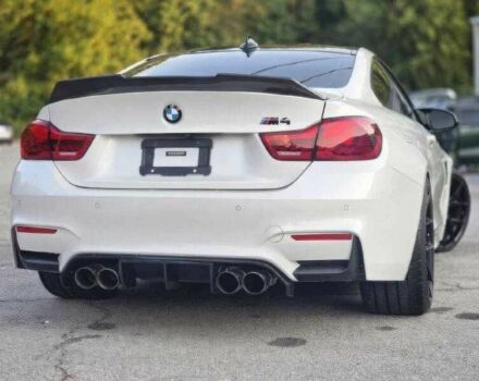 Белый БМВ M4, объемом двигателя 3 л и пробегом 66 тыс. км за 26000 $, фото 5 на Automoto.ua