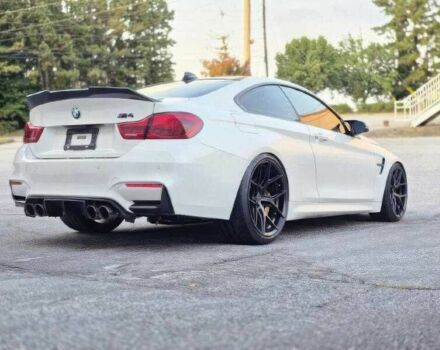 Белый БМВ M4, объемом двигателя 3 л и пробегом 66 тыс. км за 26000 $, фото 9 на Automoto.ua