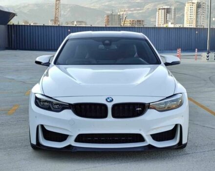 Белый БМВ M4, объемом двигателя 0 л и пробегом 77 тыс. км за 50000 $, фото 7 на Automoto.ua