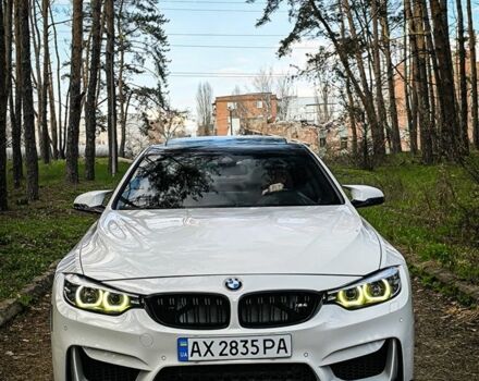 Белый БМВ M4, объемом двигателя 2.98 л и пробегом 127 тыс. км за 32900 $, фото 1 на Automoto.ua