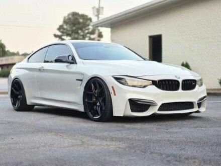 Белый БМВ M4, объемом двигателя 3 л и пробегом 66 тыс. км за 26000 $, фото 1 на Automoto.ua
