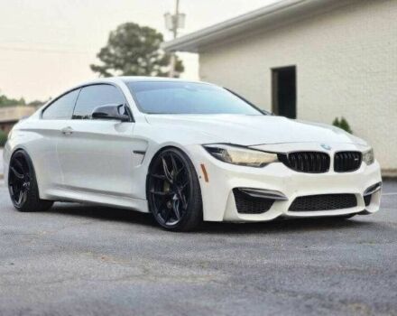 Белый БМВ M4, объемом двигателя 3 л и пробегом 66 тыс. км за 26000 $, фото 1 на Automoto.ua