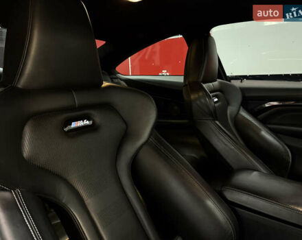 Черный БМВ M4, объемом двигателя 2.98 л и пробегом 43 тыс. км за 45000 $, фото 16 на Automoto.ua