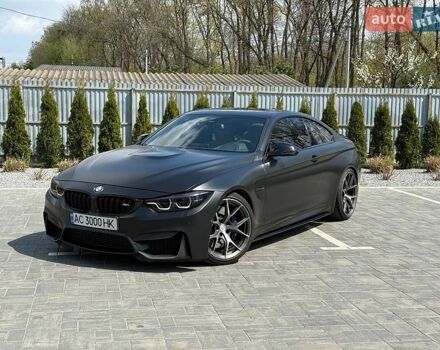 Черный БМВ M4, объемом двигателя 3 л и пробегом 160 тыс. км за 40999 $, фото 1 на Automoto.ua