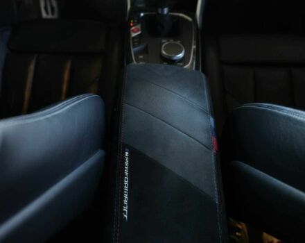 Красный БМВ M4, объемом двигателя 3 л и пробегом 20 тыс. км за 35600 $, фото 14 на Automoto.ua