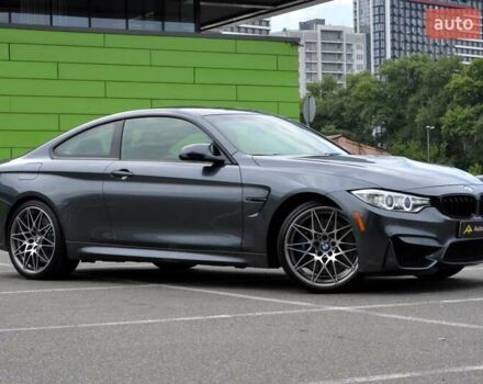 Серый БМВ M4, объемом двигателя 3 л и пробегом 36 тыс. км за 52999 $, фото 2 на Automoto.ua