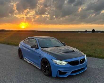 Синий БМВ M4, объемом двигателя 3 л и пробегом 77 тыс. км за 35000 $, фото 1 на Automoto.ua
