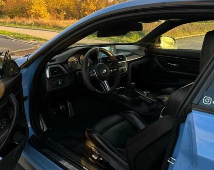 Синий БМВ M4, объемом двигателя 3 л и пробегом 77 тыс. км за 35000 $, фото 12 на Automoto.ua