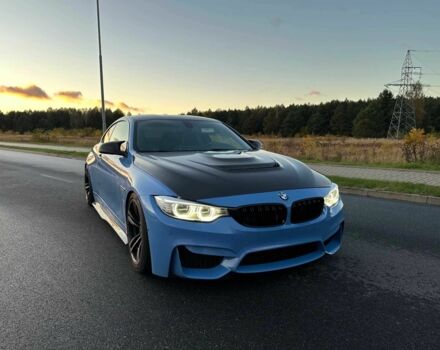 Синий БМВ M4, объемом двигателя 3 л и пробегом 77 тыс. км за 35000 $, фото 6 на Automoto.ua