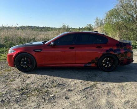 Белый БМВ М5, объемом двигателя 4.4 л и пробегом 110 тыс. км за 17500 $, фото 1 на Automoto.ua